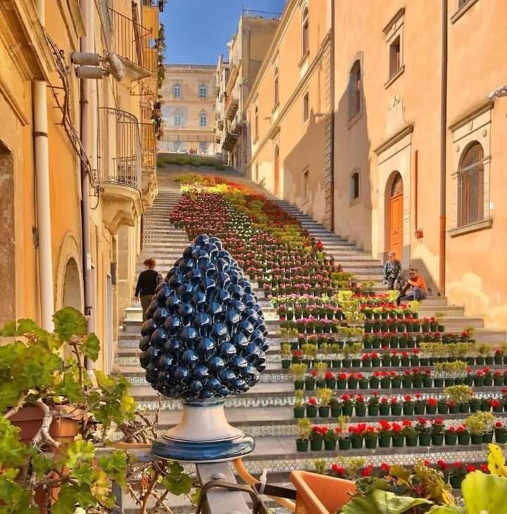 Alla Romana Villa Caltagirone Dış mekan fotoğraf